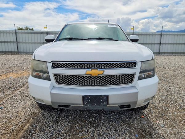 2014 CHEVROLET SUBURBAN LT
