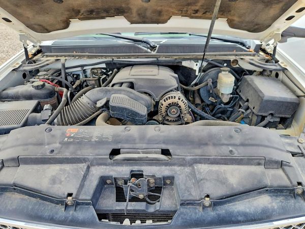 2014 CHEVROLET SUBURBAN LT