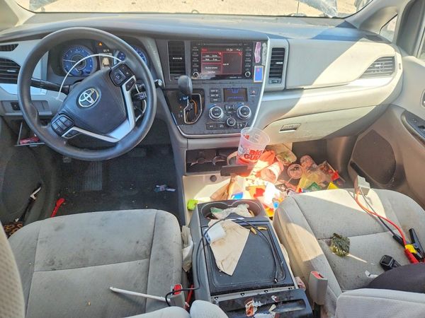 2020 TOYOTA SIENNA E grade — CKPT
