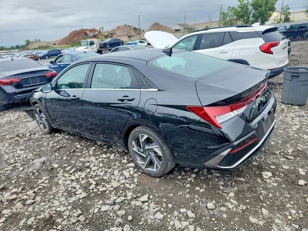 2025 HYUNDAI ELANTRA