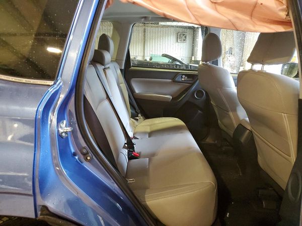 2018 SUBARU FORESTER
