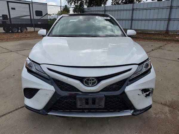 2019 TOYOTA CAMRY