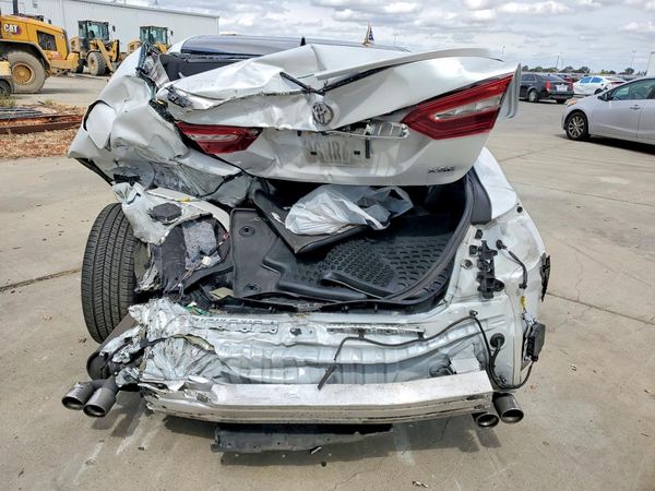 2019 TOYOTA CAMRY