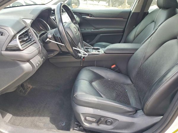 2019 TOYOTA CAMRY