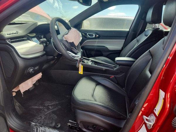 2025 JEEP COMPASS Limited — DENT