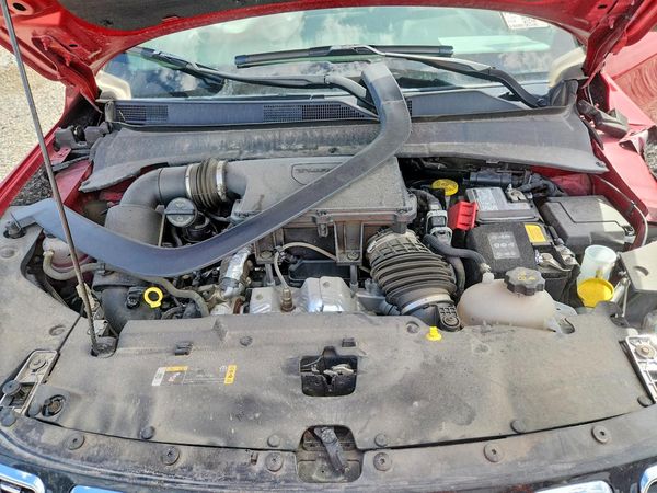 2025 JEEP COMPASS Limited — Engine bay