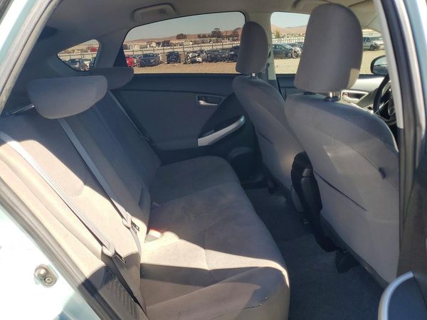 2015 TOYOTA PRIUS
