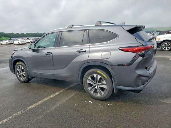 2022 TOYOTA HIGHLANDER
