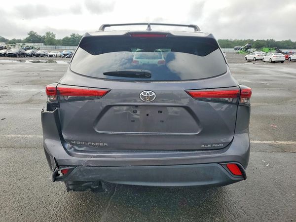 2022 TOYOTA HIGHLANDER