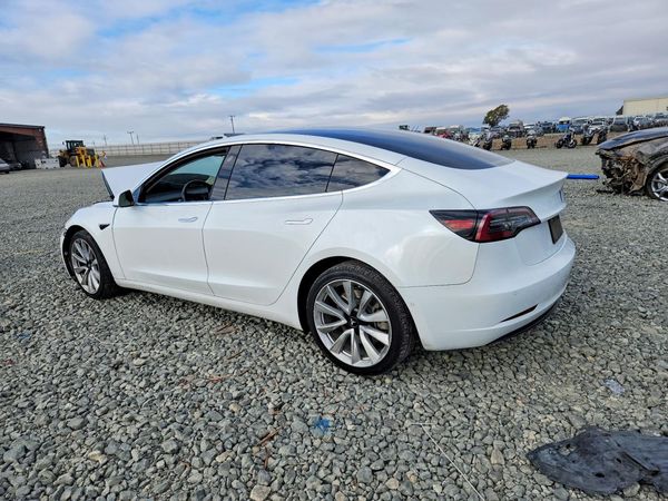 2019 TESLA MODEL 3