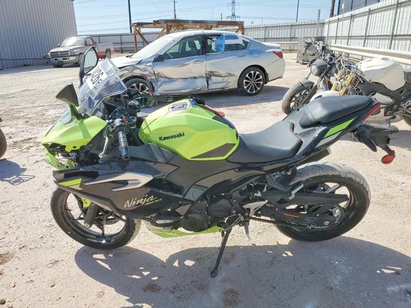 2026 KAWASAKI EX500