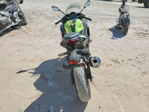 2026 KAWASAKI EX500