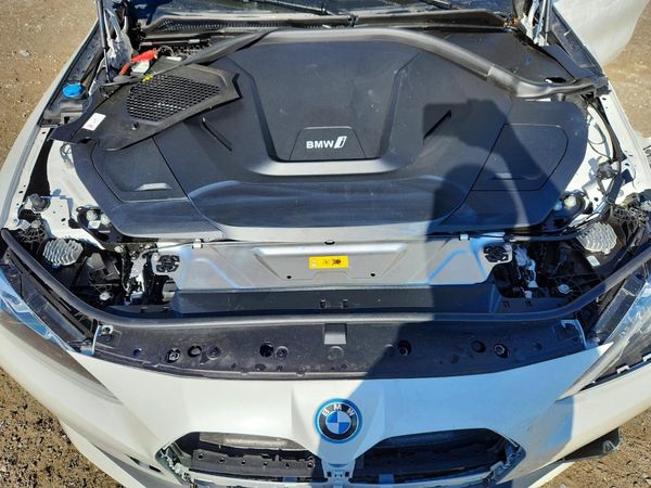 2023 BMW ALL OTHER eDrive30 GC — Engine bay