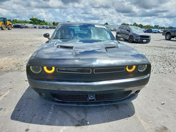 2015 DODGE CHALLENGER SXT Plus