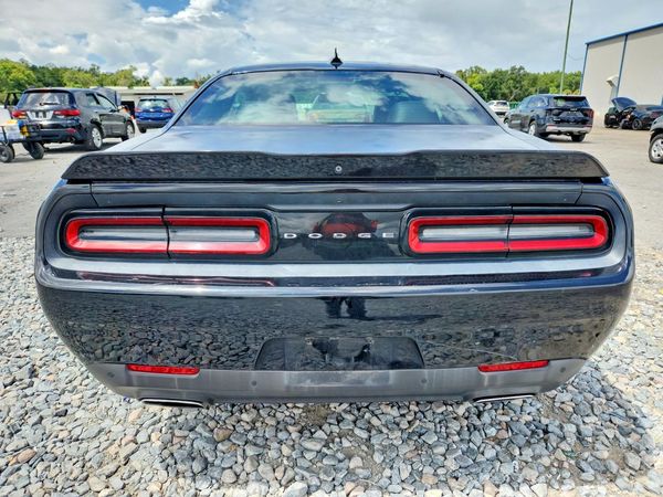 2015 DODGE CHALLENGER SXT Plus