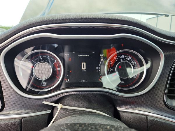 2015 DODGE CHALLENGER SXT Plus