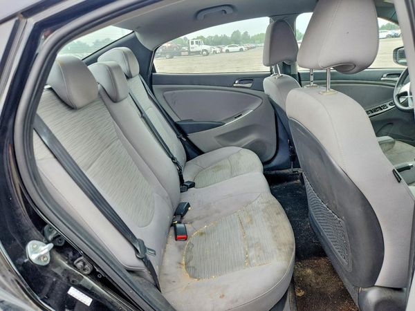 2017 HYUNDAI ACCENT SE Base