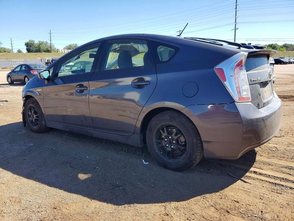 2015 TOYOTA PRIUS