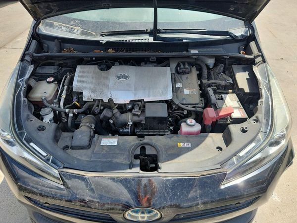 2019 TOYOTA PRIUS