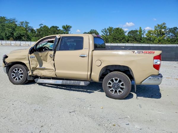 2020 TOYOTA TUNDRA
