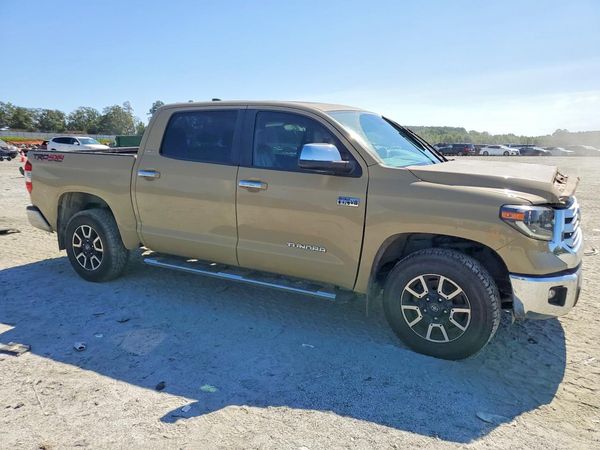 2020 TOYOTA TUNDRA