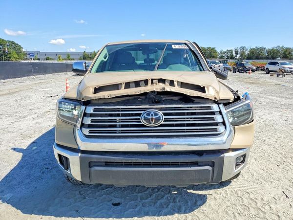 2020 TOYOTA TUNDRA