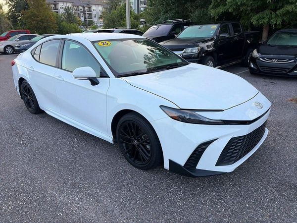 2025 TOYOTA CAMRY