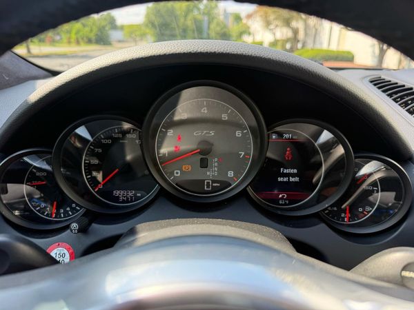 2013 PORSCHE CAYENNE
