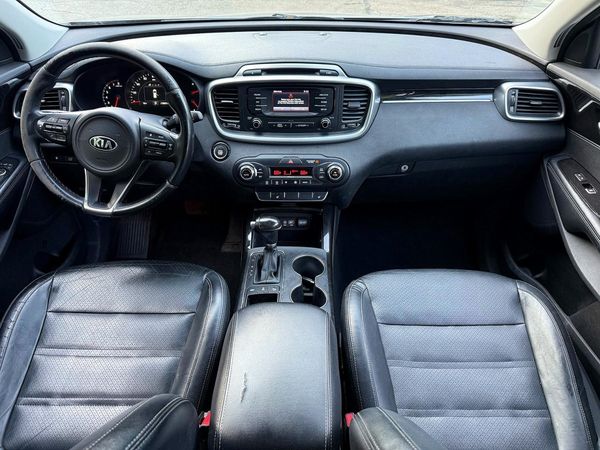 2016 KIA SORENTO