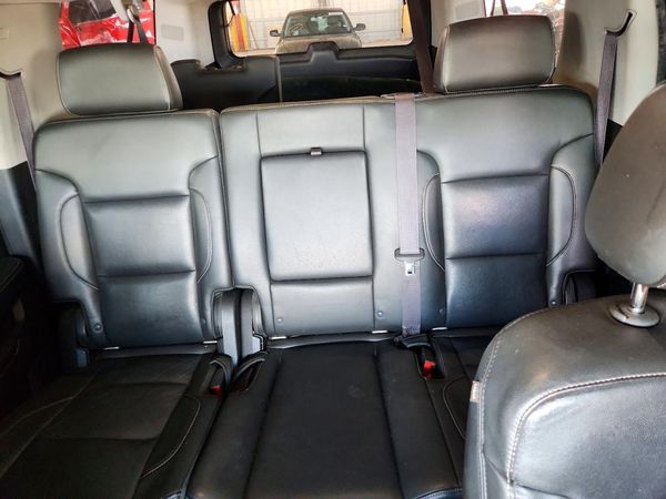 2015 CHEVROLET SUBURBAN LT