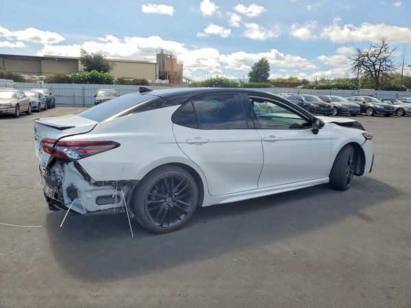 2022 TOYOTA CAMRY