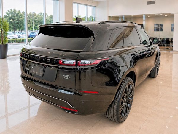 2024 LAND ROVER RANGE ROVER VELAR P250 Dynamic SE