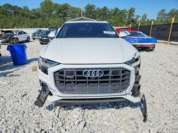 2023 AUDI Q8 quattro Premium