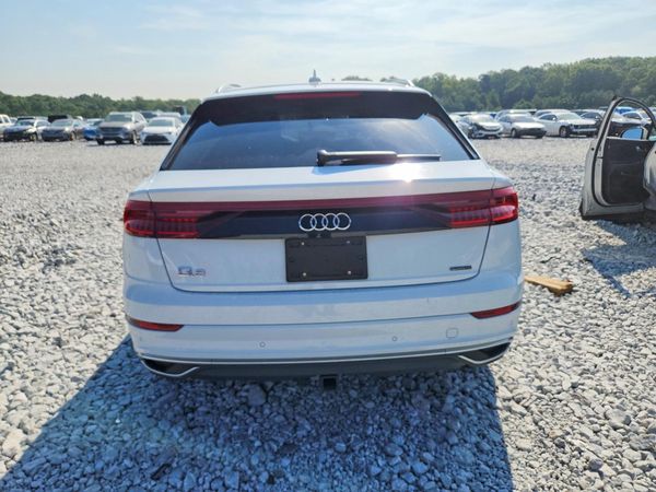 2023 AUDI Q8 quattro Premium