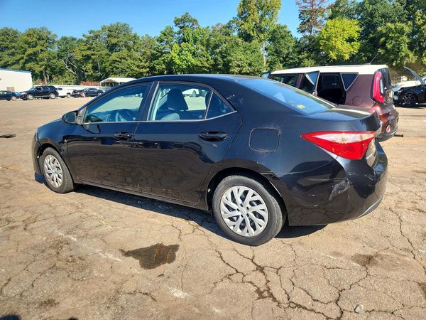 2017 TOYOTA COROLLA