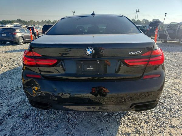 2018 BMW 750