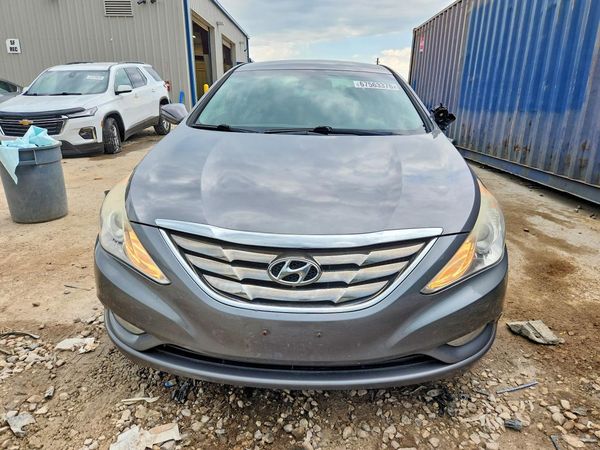 2012 HYUNDAI SONATA