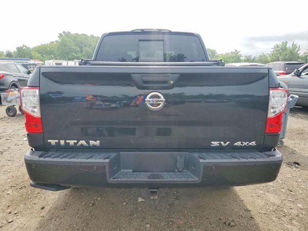 2018 NISSAN TITAN