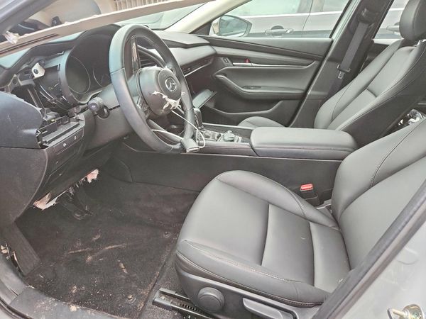 2024 MAZDA MAZDA3 Select Sport Package — DENT
