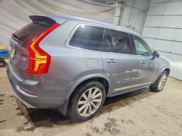 2016 VOLVO XC90