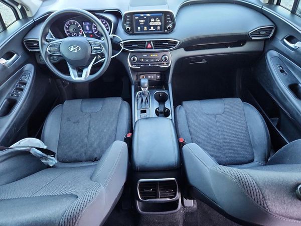 2019 HYUNDAI SANTA FE SE