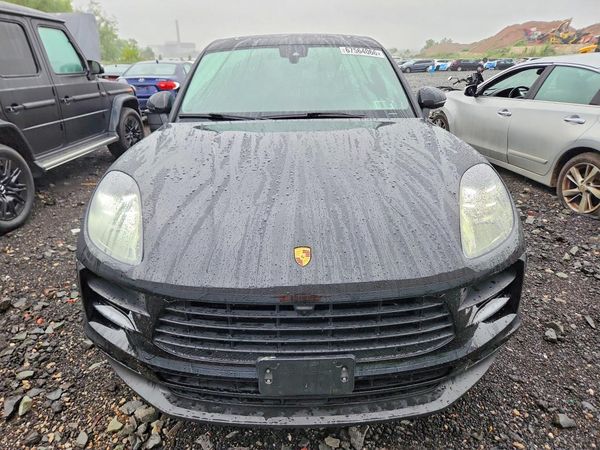 2021 PORSCHE MACAN S
