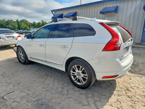2014 VOLVO XC60