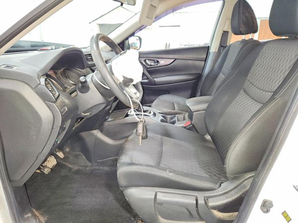 2018 NISSAN ROGUE — DENT