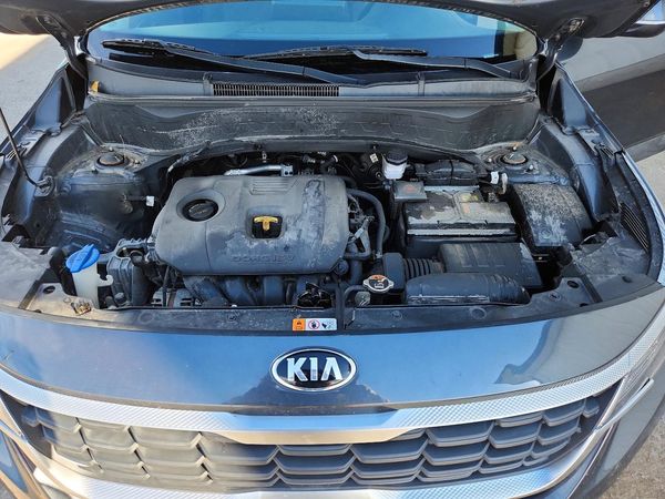 2021 KIA SELTOS LX