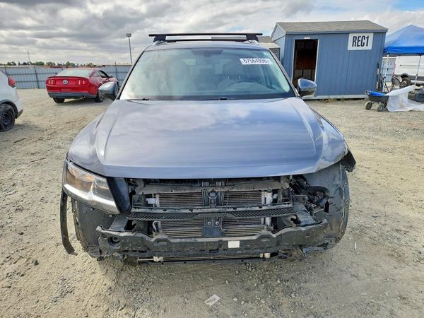 2018 VOLKSWAGEN TIGUAN SE, 4Motion SEL