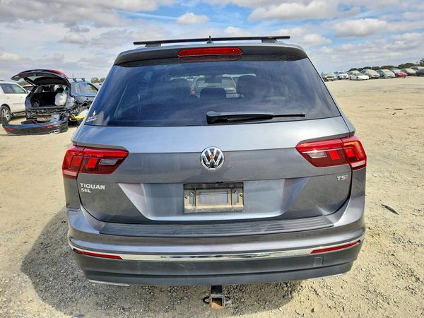 2018 VOLKSWAGEN TIGUAN SE, 4Motion SEL