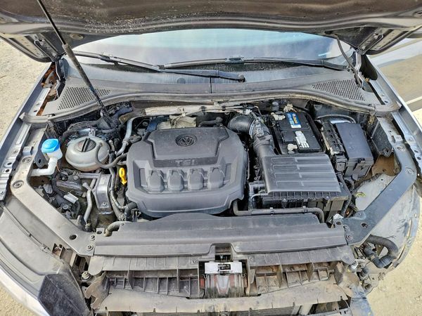 2018 VOLKSWAGEN TIGUAN SE, 4Motion SEL