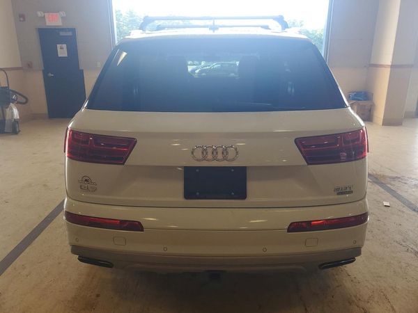 2018 AUDI Q7