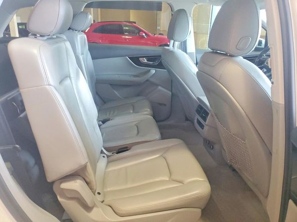 2018 AUDI Q7